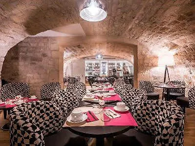 Du Cadran 4*